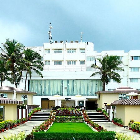 Hotel Holiday Resort Puri Ngoại thất bức ảnh
